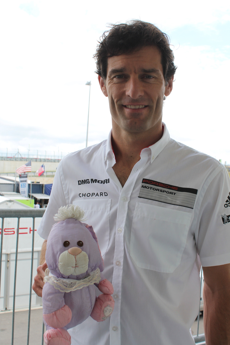 Illustration for article titled Racing Drivers With Easter Bunnies Are The Best Thing Ever